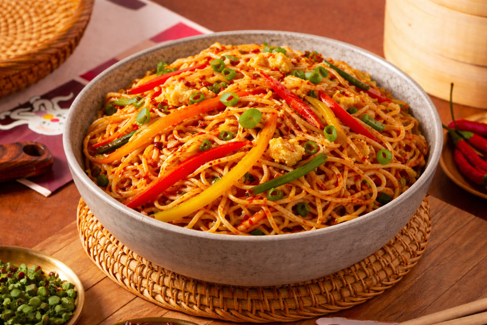 Egg Schezwan Noodles (Full)